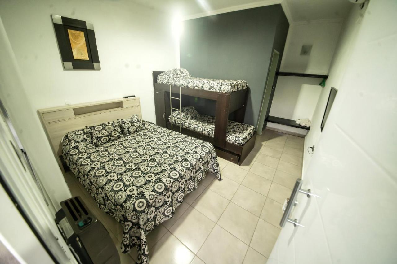 Maktub Departamentos Y Habitaciones Alta Gracia Esterno foto